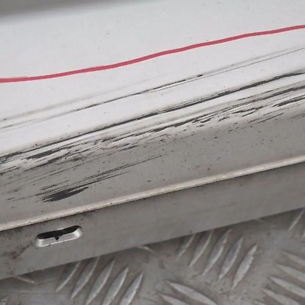 BMW E87 LCI Listello Portiera Apertura Gonna Destra Argento-Titanio - SKU 0036144-TS9 - Numero di parte 51770036144
