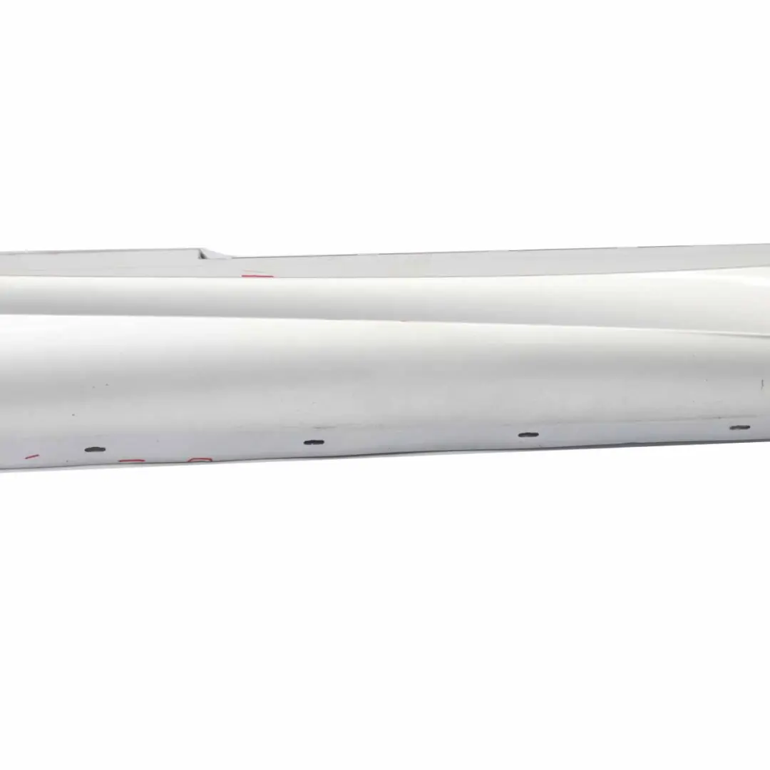 BMW E87 LCI Sill Strip Faldón Lateral Derecho Titansilber Titan Silver - 354 - SKU 0036144-TS - Número de pieza 36144