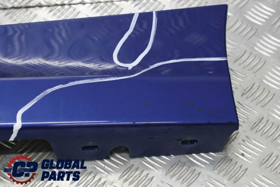 Sill Strip Faldon Lateral Izquierdo Montegoblau Azul Montego - A51 para BMW E87 LCI con número de pieza 0036145 BMW E87 LCI Sill Strip Faldon Lateral Izquierdo Montegoblau Azul Montego - A51 - SKU 0036145-MTB2 - Número de pieza 0036145