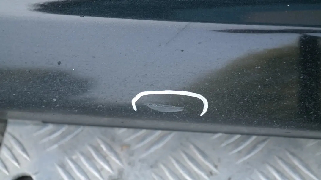 Baguette De Seuil Jupe Latérale Gauche Noir Saphir Métallisé - 475 pour BMW E87N LCI à propos du numéro de pièce 51770036145 BMW E87N LCI Baguette De Seuil Jupe Latérale Gauche Noir Saphir Métallisé - 475 - SKU 0036145-BS4 - Numéro de pièce 51770036145