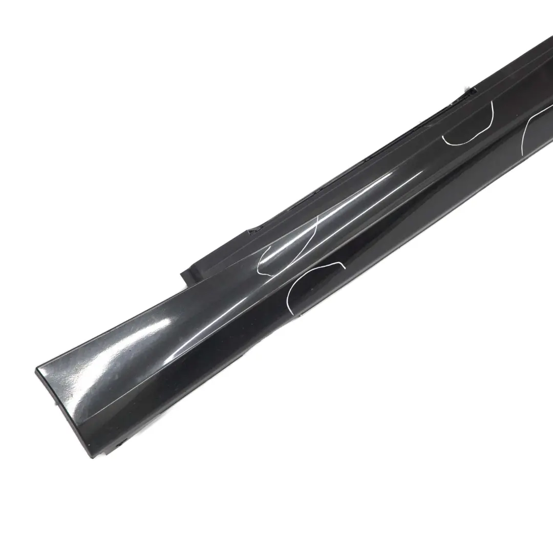 BMW E87 LCI Faldon lateral izquierdo Sill Strip Negro Zafiro Metalico - 475 - SKU 0036145-BS7 - Número de pieza 0036145