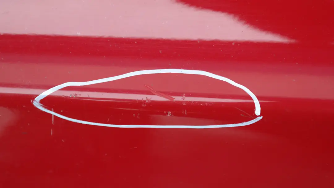 BMW E87 LCI Bas Porte Couverture Seuil A Gauche Rouge Carmin Rouge - SKU 0036145-KAR1 - Numéro de pièce 51770036145