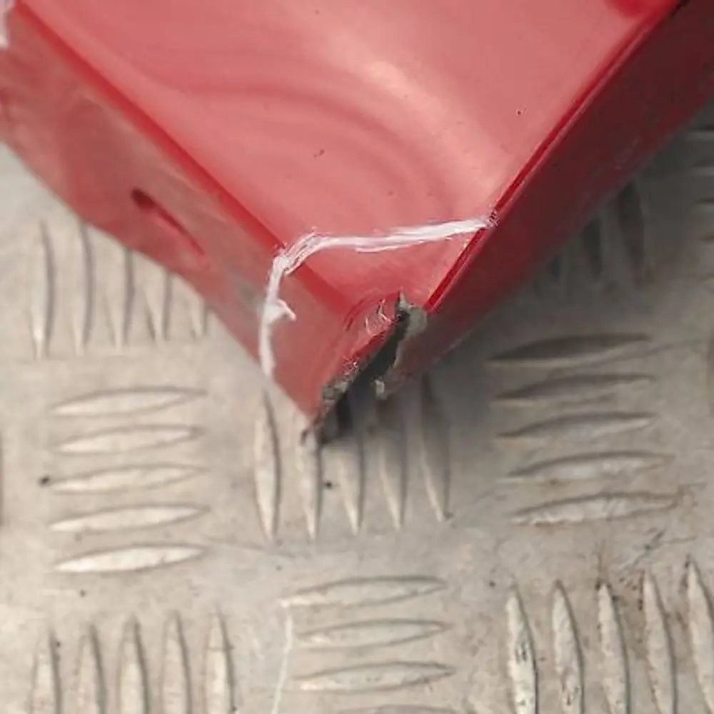 Bas de Porte Couverture Seuil A Gauche Rouge Carmin Rouge De pour BMW E87 LCI à propos du numéro de pièce 36145 BMW E87 LCI Bas de Porte Couverture Seuil A Gauche Rouge Carmin Rouge De - SKU 0036145-KAR3 - Numéro de pièce 36145