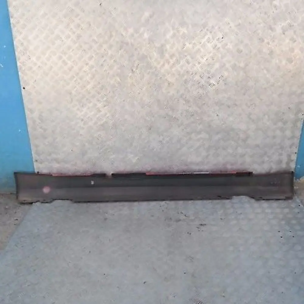 BMW 1 SERIES E87N LCI Sill Strip Side Skirt Left N/S Karmesinrot Rot Red - A61 - SKU 0036145-KAR4 - Part number 36145