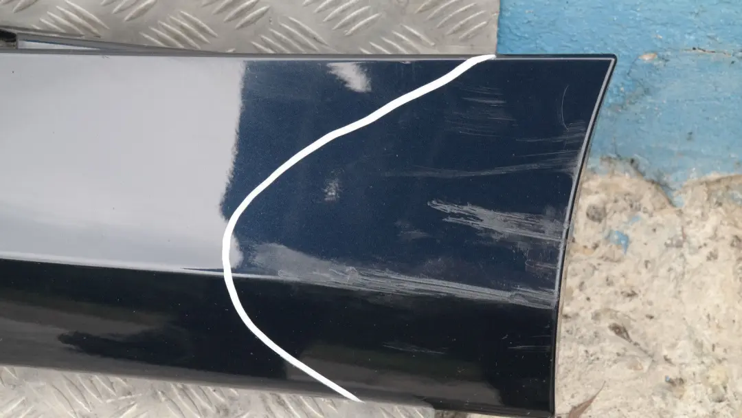 Baguette De Seuil Jupe Latérale Gauche Monacoblau Métallique - A35 pour BMW E87 LCI à propos du numéro de pièce 51770036145 BMW E87 LCI Baguette De Seuil Jupe Latérale Gauche Monacoblau Métallique - A35 - SKU 0036145-MB2 - Numéro de pièce 51770036145