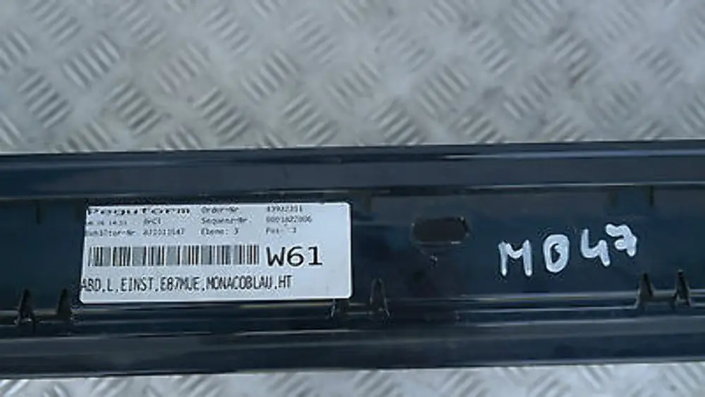 BMW 1 er E87 LCI Schwellerleiste Blende Schweller links Monacoblau Blau A35 - SKU 0036145-MB3 - Teilenummer 51770036145