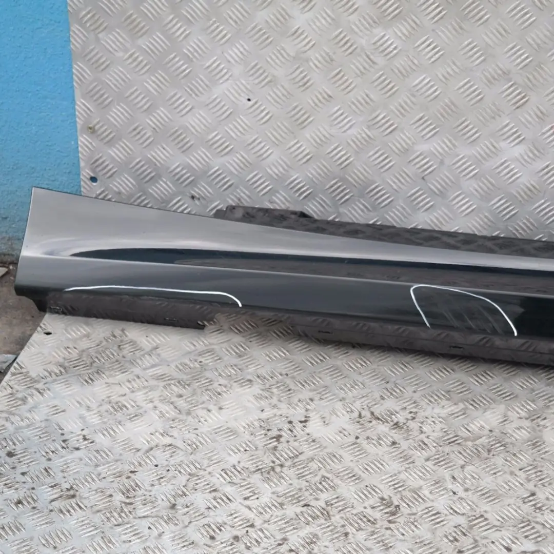 BMW E87 LCI E87N Sill Strip Faldón Lateral Izquierdo Schwarz 2 Negro II -668 - SKU 0036145-SCH1 - Número de pieza 51770036145