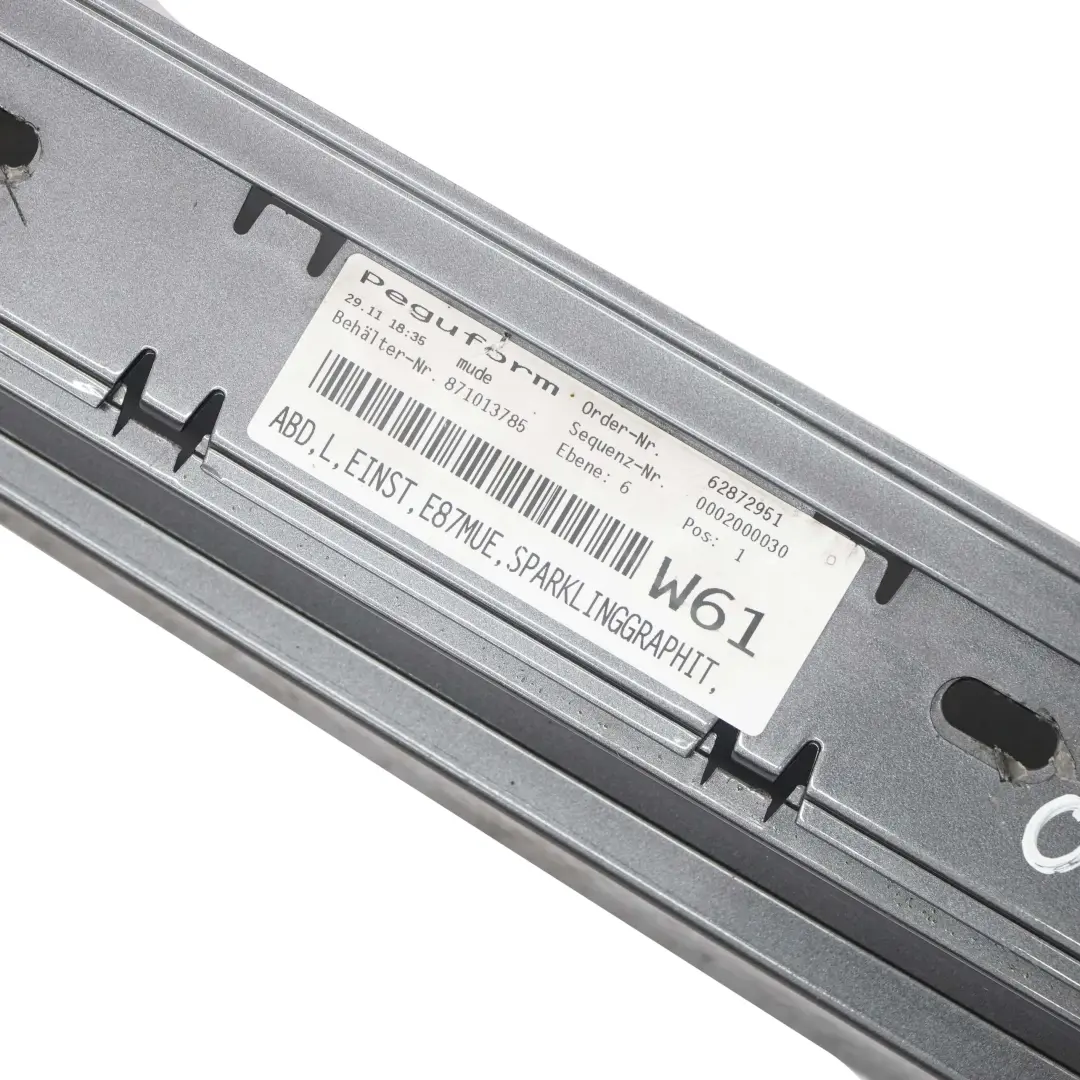 BMW E87 LCI Sill Strip Faldon Lateral Izquierdo Sparkling Graphite Metallic A22 - SKU 0036145-SG5 - Número de pieza 0036145