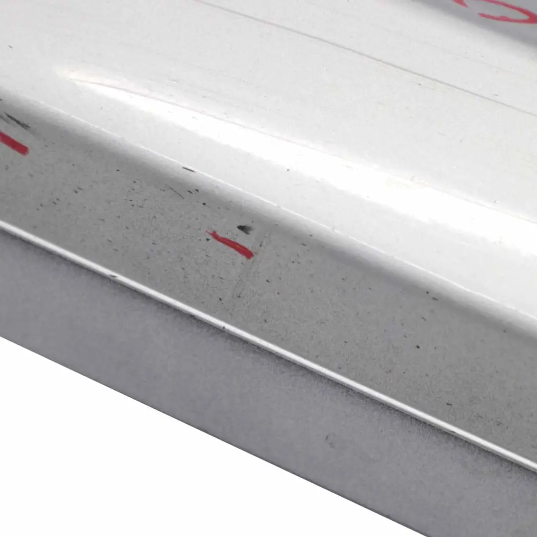 Jupe latérale BMW E87 LCI Bande de seuil gauche Titansilber Argent Titane 354 pour à propos du numéro de pièce 0036145 Jupe latérale BMW E87 LCI Bande de seuil gauche Titansilber Argent Titane 354 - SKU 0036145-TS10 - Numéro de pièce 0036145