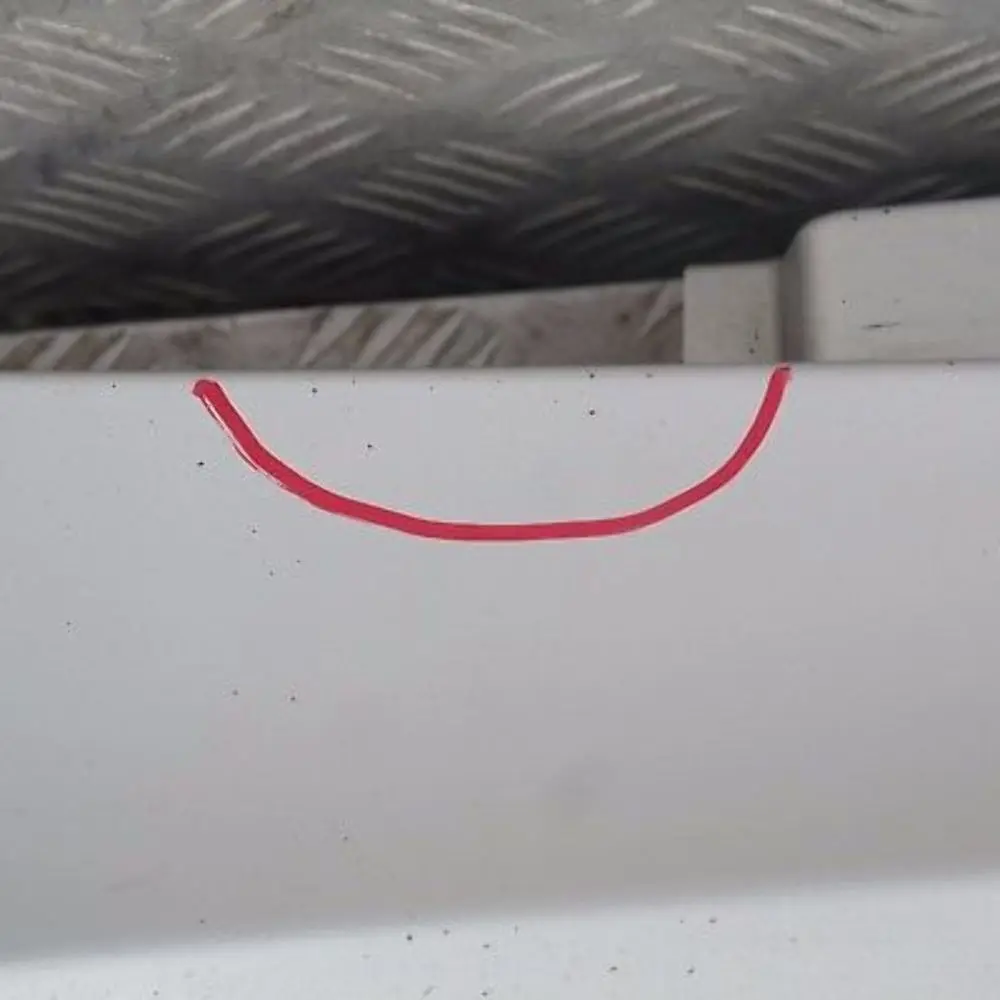 Listwa Próg Lewy Titansilber 354 do BMW E87 LCI o numerze 36145 BMW E87 LCI Listwa Próg Lewy Titansilber 354 - SKU 0036145-TS11 - Numer Części 36145