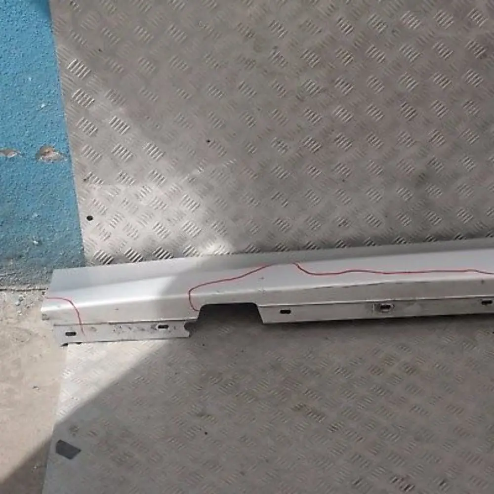 BMW 1 SERIES 13 E87N LCI Sill strip side skirt left N/S Titansilber Silver 354 - SKU 0036145-TS13 - Part number 36145