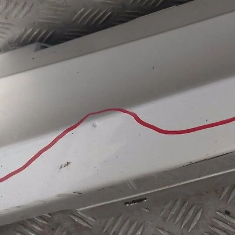 BMW 1 SERIES 13 E87N LCI Sill strip side skirt left N/S Titansilber Silver 354 - SKU 0036145-TS13 - Part number 36145