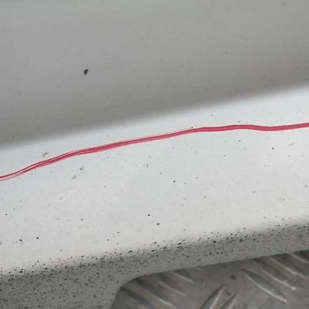 Sill strip side skirt left Titansilber Silver 354 para BMW 14 E87N LCI con número de pieza 36145 BMW 14 E87N LCI Sill strip side skirt left Titansilber Silver 354 - SKU 0036145-TS14 - Número de pieza 36145