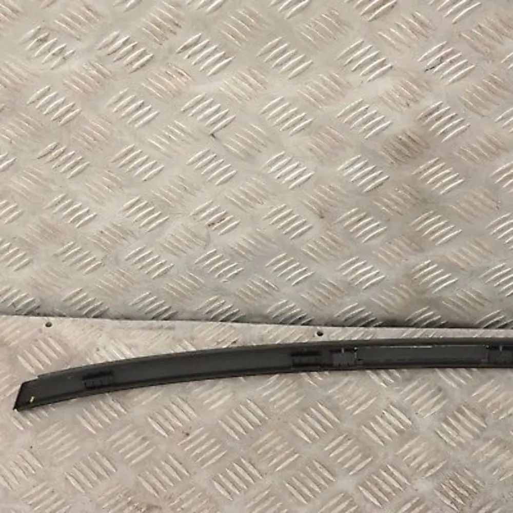 Right O/S Roof Moulding Railing Gutter Trim Black Sapphire 475 to BMW 1 Series E82 with Part number 0036150 BMW 1 Series E82 Right O/S Roof Moulding Railing Gutter Trim Black Sapphire 475 - SKU 0036150-BS - Part number 0036150