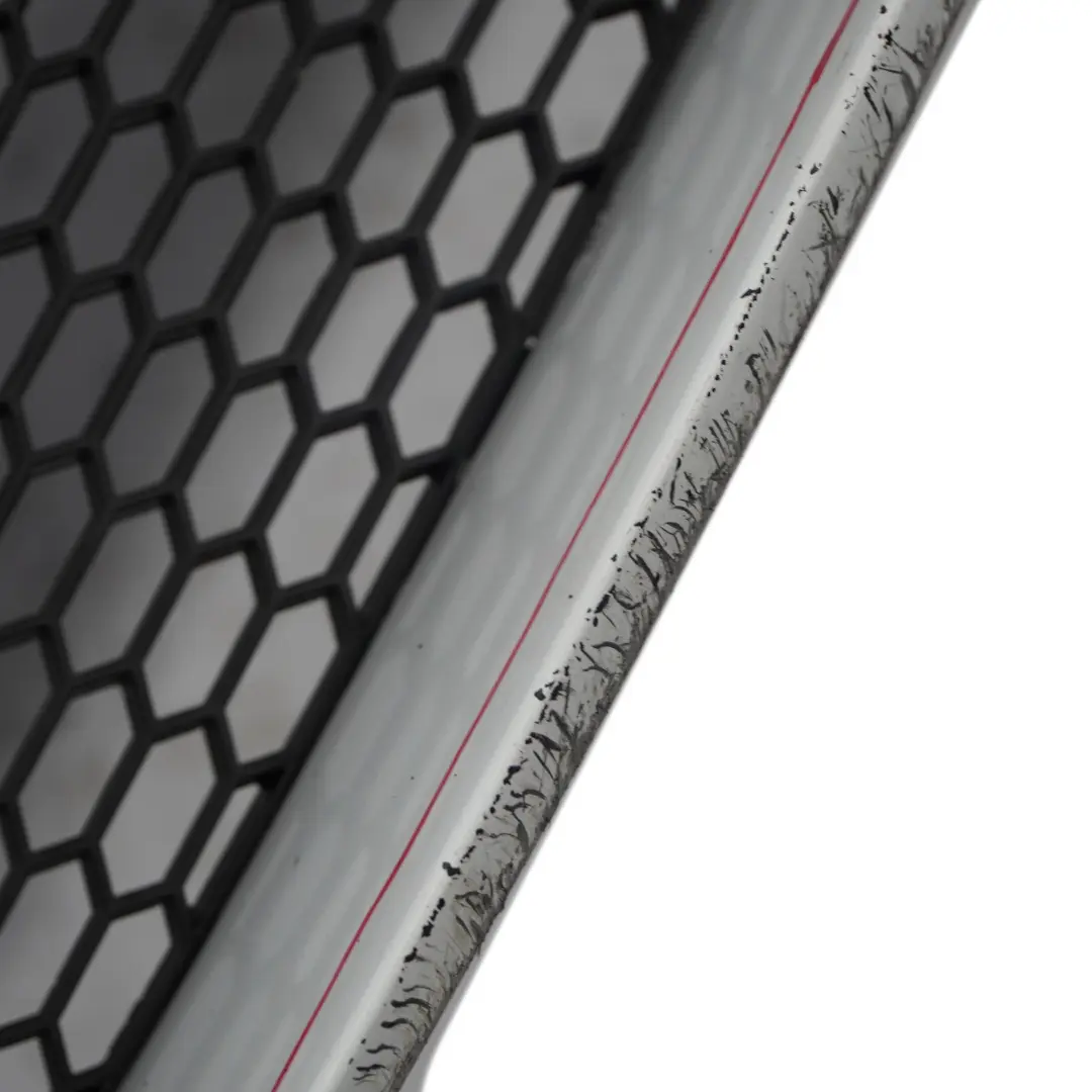 Zderzak Przedni M-Pakiet Alpinweiss do BMW E82 E88 o numerze 8057506 BMW E82 E88 Zderzak Przedni M-Pakiet Alpinweiss - SKU 8057506-AW - Numer Części 8057506