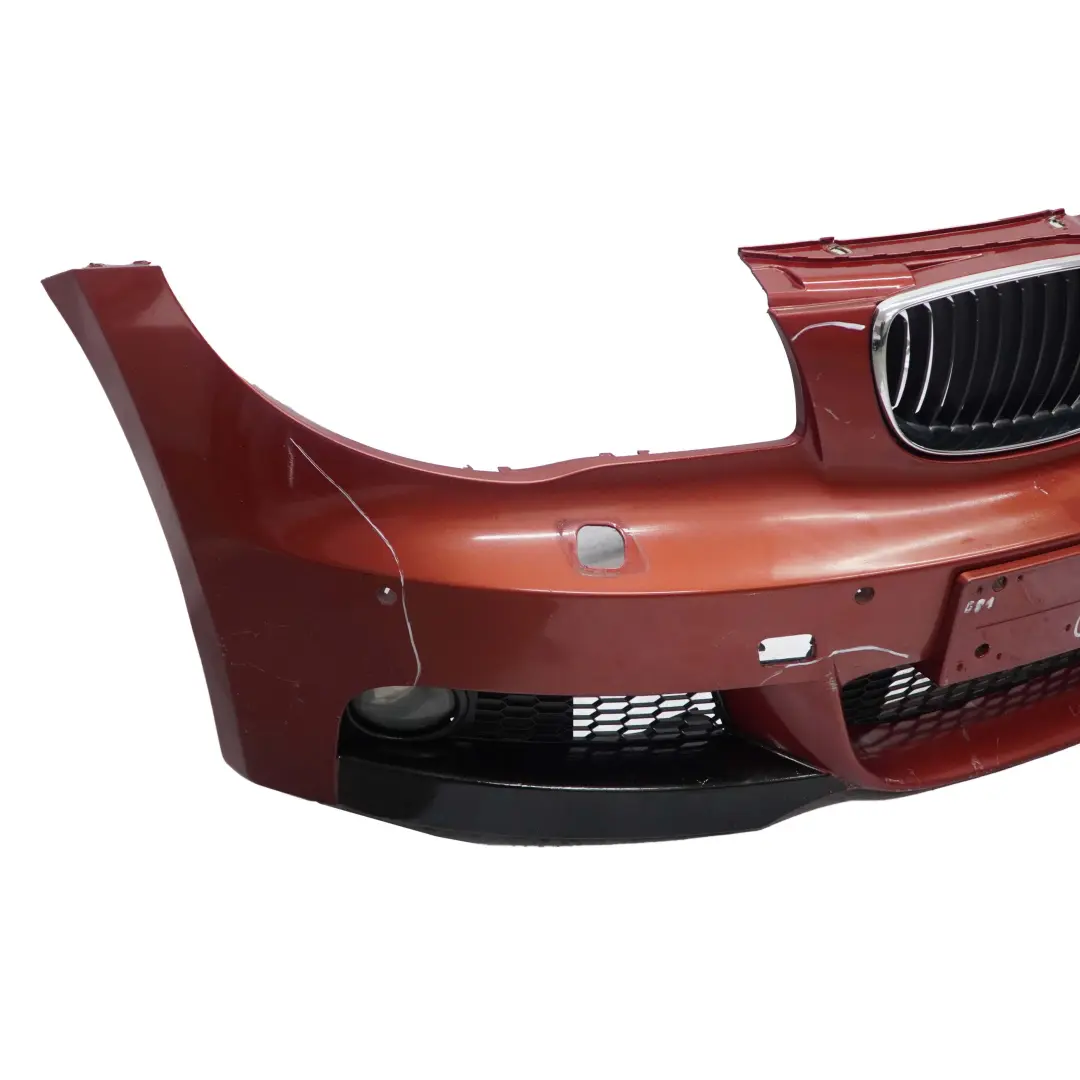 Paket Stossfänger Vorn Sedonarot Sedona Rot - A79 für BMW 1 E82 E88 M Sport mit Teilenummer 0036219 BMW 1 E82 E88 M Sport Paket Stossfänger Vorn Sedonarot Sedona Rot - A79 - SKU 0036222-SED - Teilenummer 0036219