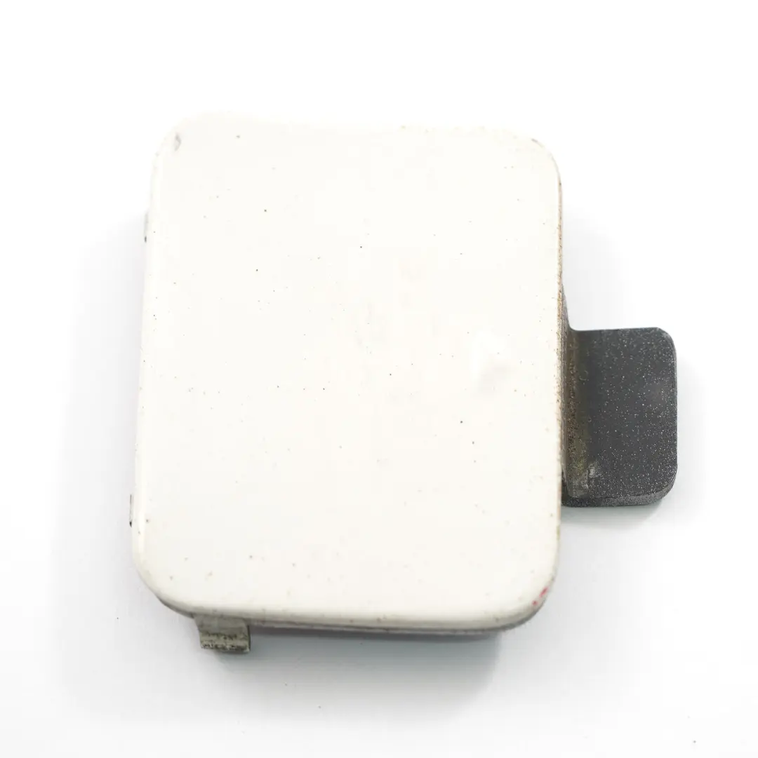  Towing Eye BMW E82 E88 Couvercle de pare-chocs arrière Alpinweiss 3 300 8045461 - SKU 0036270-AW - Numéro de pièce 0036270