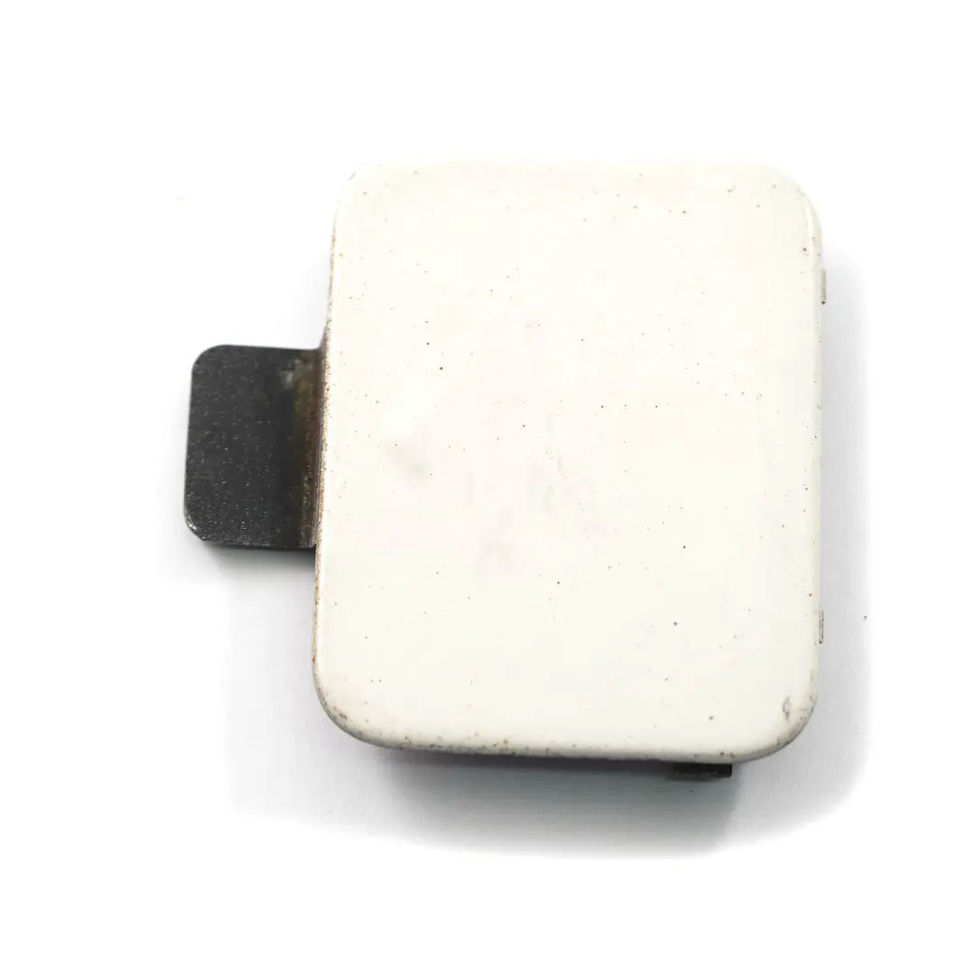  Ojo de Remolque BMW E82 E88 Parachoques Trasero Tapa Alpinweiss 3 - 300 8045461 - SKU 0036270-AW - Número de pieza 0036270