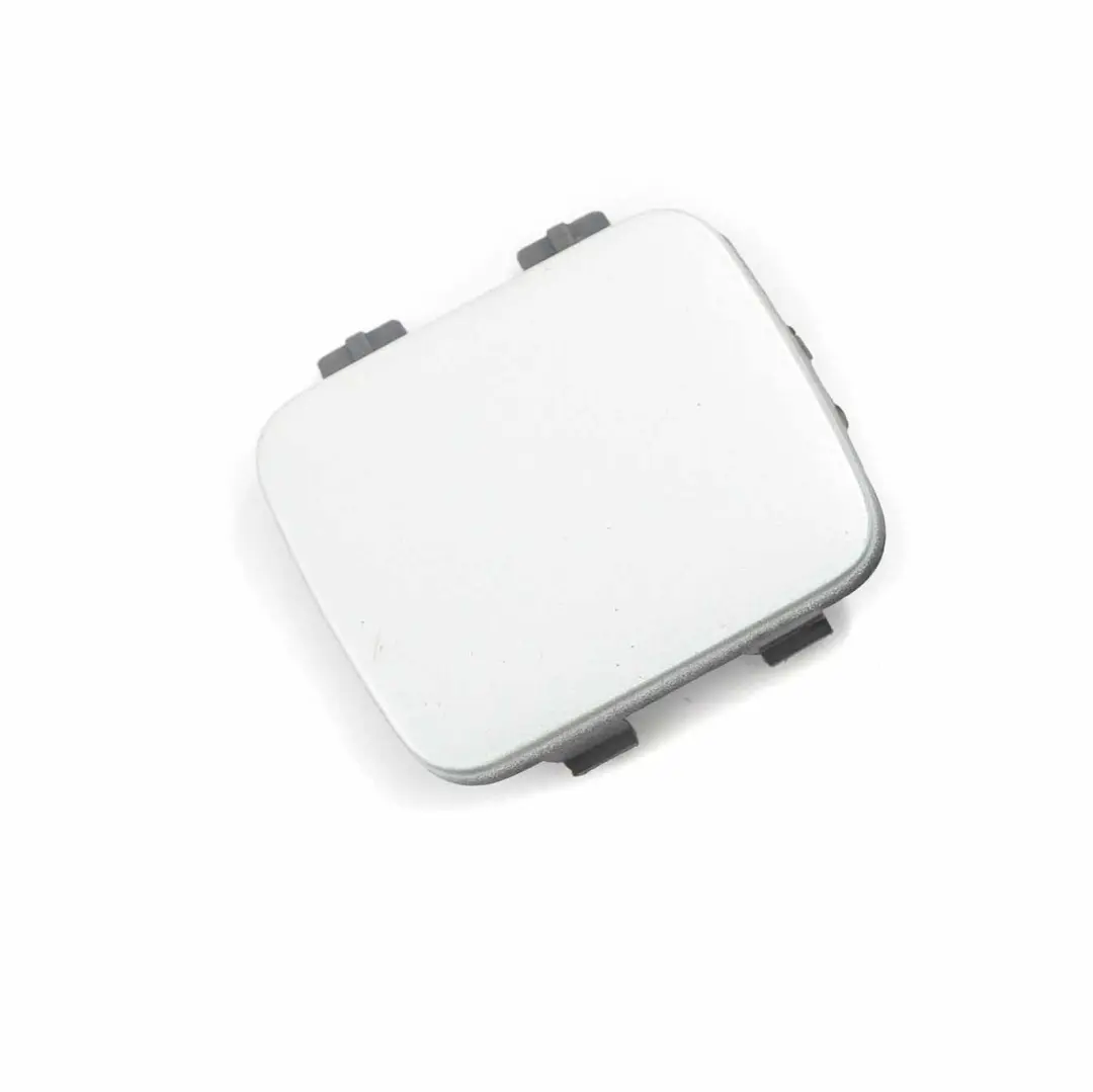 BMW E81 E87 LCI Flap Ojo de remolque parachoques trasero Patagoniagruen Verde - SKU 0036377-PTG - Número de pieza 0036377