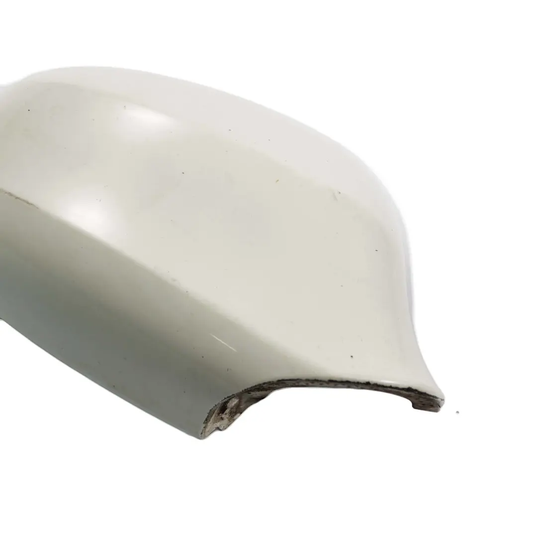 Tapa Derecha Carcasa Espejo Retrovisor Alpinweiss Alpine Blanco para BMW E90 E91 LCI con número de pieza 0036828 BMW E90 E91 LCI Tapa Derecha Carcasa Espejo Retrovisor Alpinweiss Alpine Blanco - SKU 0036828-AW - Número de pieza 0036828