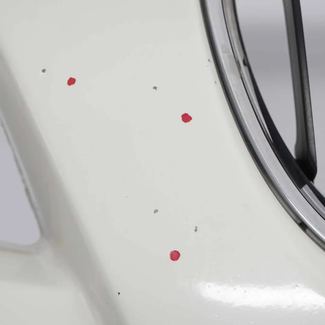 Zderzak Przedni Alpinweiss 3 - 300 do BMW E90 LCI o numerze 0036837 BMW E90 LCI Zderzak Przedni Alpinweiss 3 - 300 - SKU 0036837-AW2 - Numer Części 0036837