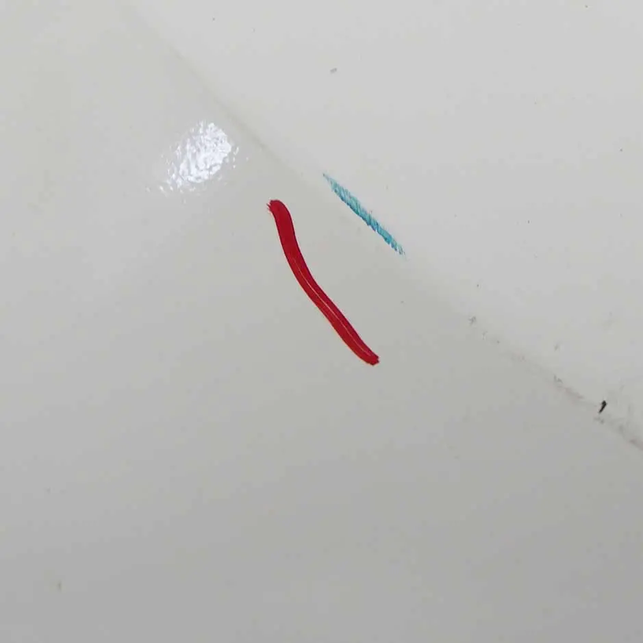 Zderzak Przedni Alpinweiss 3 - 300 do BMW E90 LCI o numerze 0036837 BMW E90 LCI Zderzak Przedni Alpinweiss 3 - 300 - SKU 0036837-AW3 - Numer Części 0036837