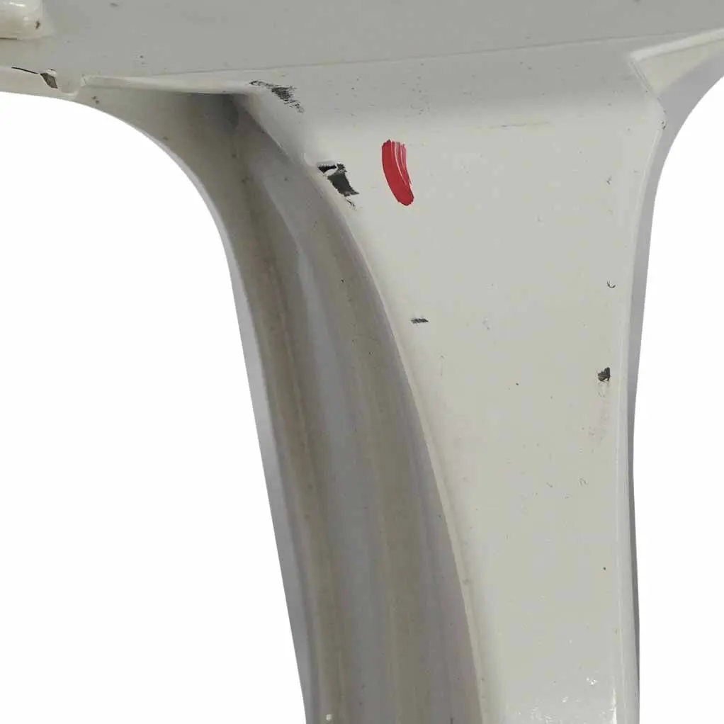 Zderzak Przedni Alpinweiss 3 - 300 do BMW E90 LCI o numerze 0036837 BMW E90 LCI Zderzak Przedni Alpinweiss 3 - 300 - SKU 0036837-AW3 - Numer Części 0036837