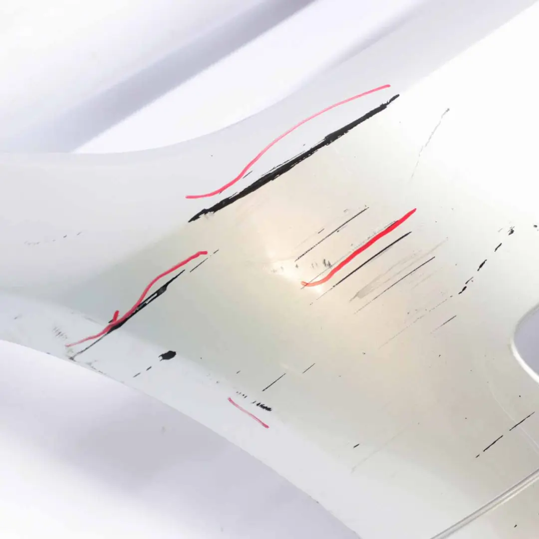 Zderzak Przedni Przód Titansilber 354 do BMW E90 LCI o numerze 0036838 BMW E90 LCI Zderzak Przedni Przód Titansilber 354 - SKU 0036838-TS - Numer Części 0036838