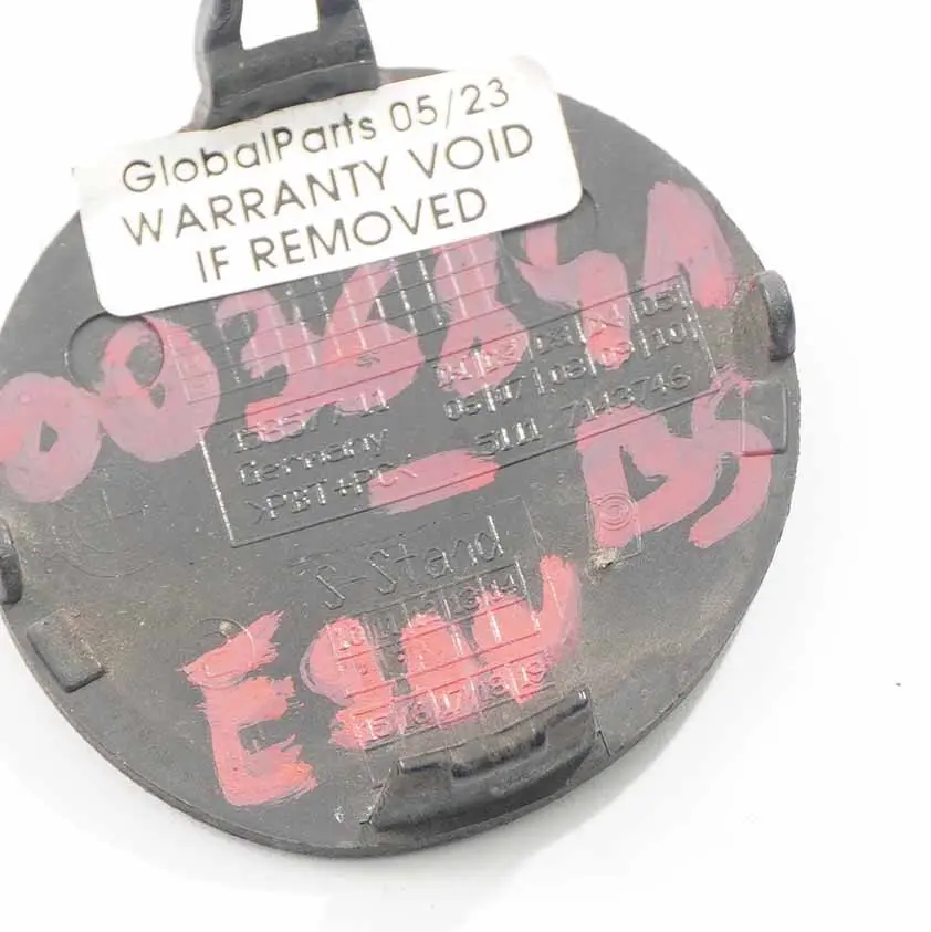 Zaślepka Haka Zderzaka Przód Czarna do BMW E90 LCI o numerze 0036841 BMW E90 LCI Zaślepka Haka Zderzaka Przód Czarna - SKU 0036841-BS - Numer Części 0036841