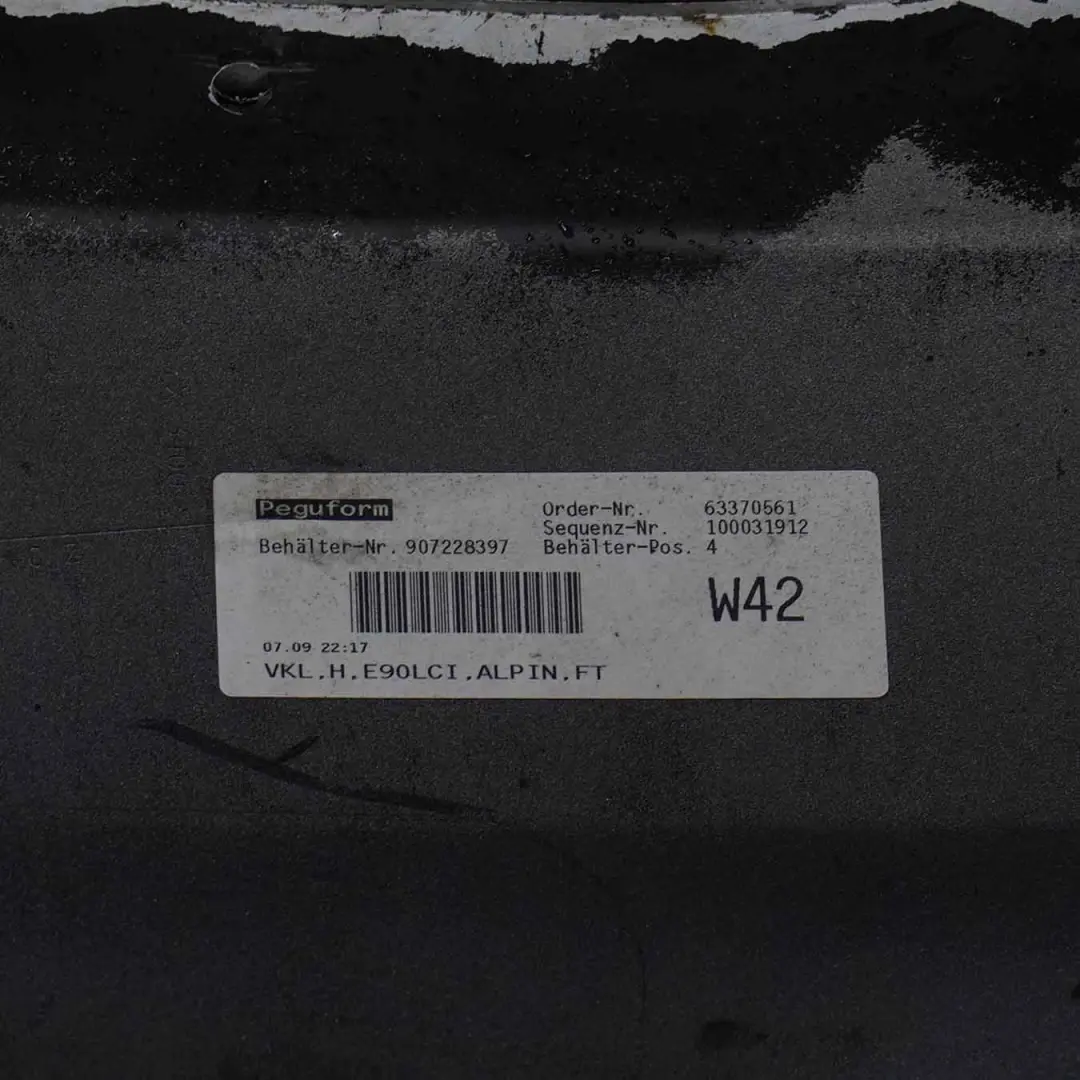 Zderzak Tylny Alpinweiss 3 - 300 do BMW E90 LCI o numerze 0036875 BMW E90 LCI Zderzak Tylny Alpinweiss 3 - 300 - SKU 0036875-AW1 - Numer Części 0036875