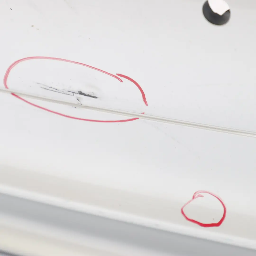 Zderzak Tylny Titansilber - 354 do BMW E90 LCI o numerze 0036875 BMW E90 LCI Zderzak Tylny Titansilber - 354 - SKU 0036875-TS2 - Numer Części 0036875