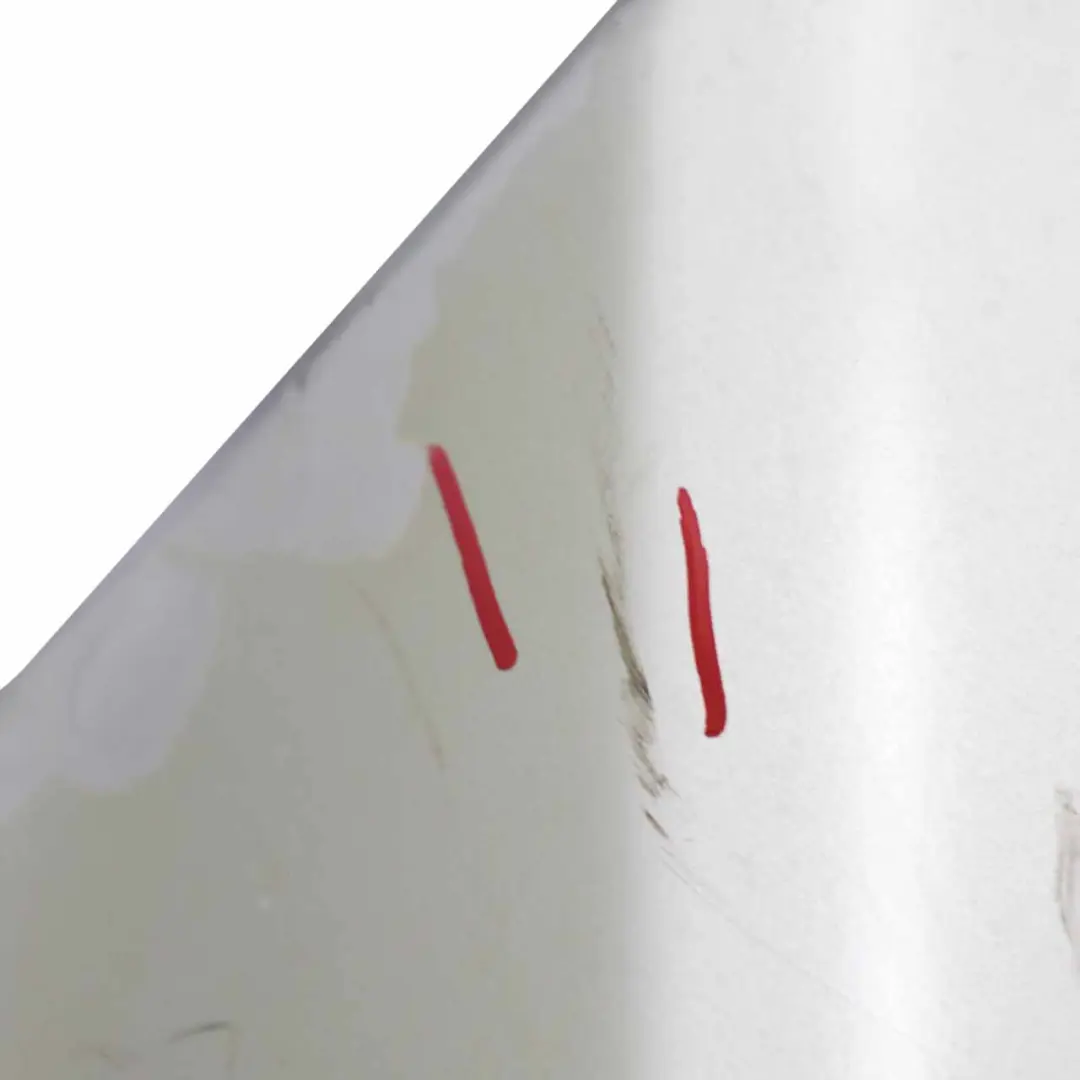 Zderzak Tylny Titansilber - 354 do BMW E90 LCI o numerze 0036875 BMW E90 LCI Zderzak Tylny Titansilber - 354 - SKU 0036875-TS3 - Numer Części 0036875