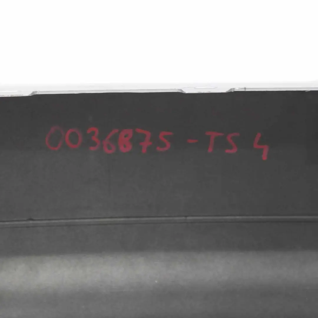 Zderzak Tylny Titansilber - 354 do BMW E90 LCI o numerze 0036875 BMW E90 LCI Zderzak Tylny Titansilber - 354 - SKU 0036875-TS4 - Numer Części 0036875