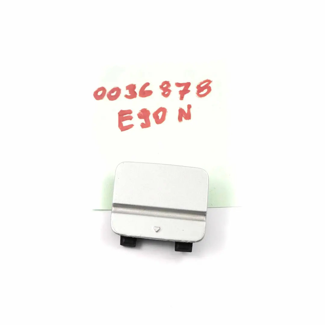 BMW E90 Flap Towing Eye Paraurti posteriore Titansilber Argento Titanio 7202671 - SKU 0036878-TS - Numero di parte 0036878
