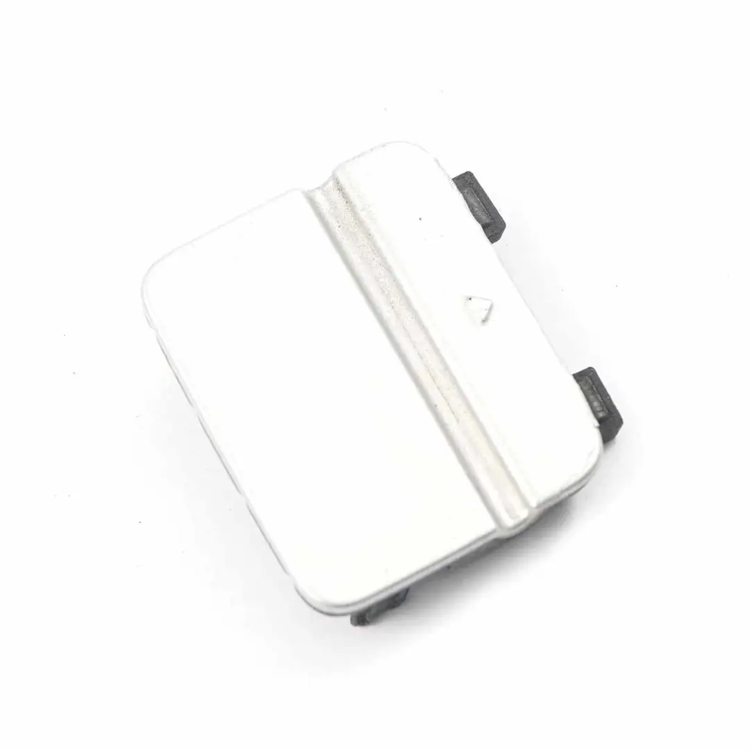 BMW E90 Flap Towing Eye Paraurti posteriore Titansilber Argento Titanio 7202671 - SKU 0036878-TS - Numero di parte 0036878