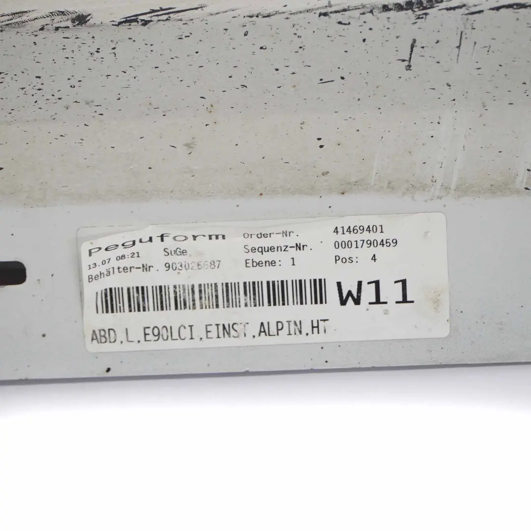 Bande de seuil Jupe latérale gauche Alpinweiss White - 300 pour BMW E90 LCI à propos du numéro de pièce 0037059 BMW E90 LCI Bande de seuil Jupe latérale gauche Alpinweiss White - 300 - SKU 0037059-AW1 - Numéro de pièce 0037059