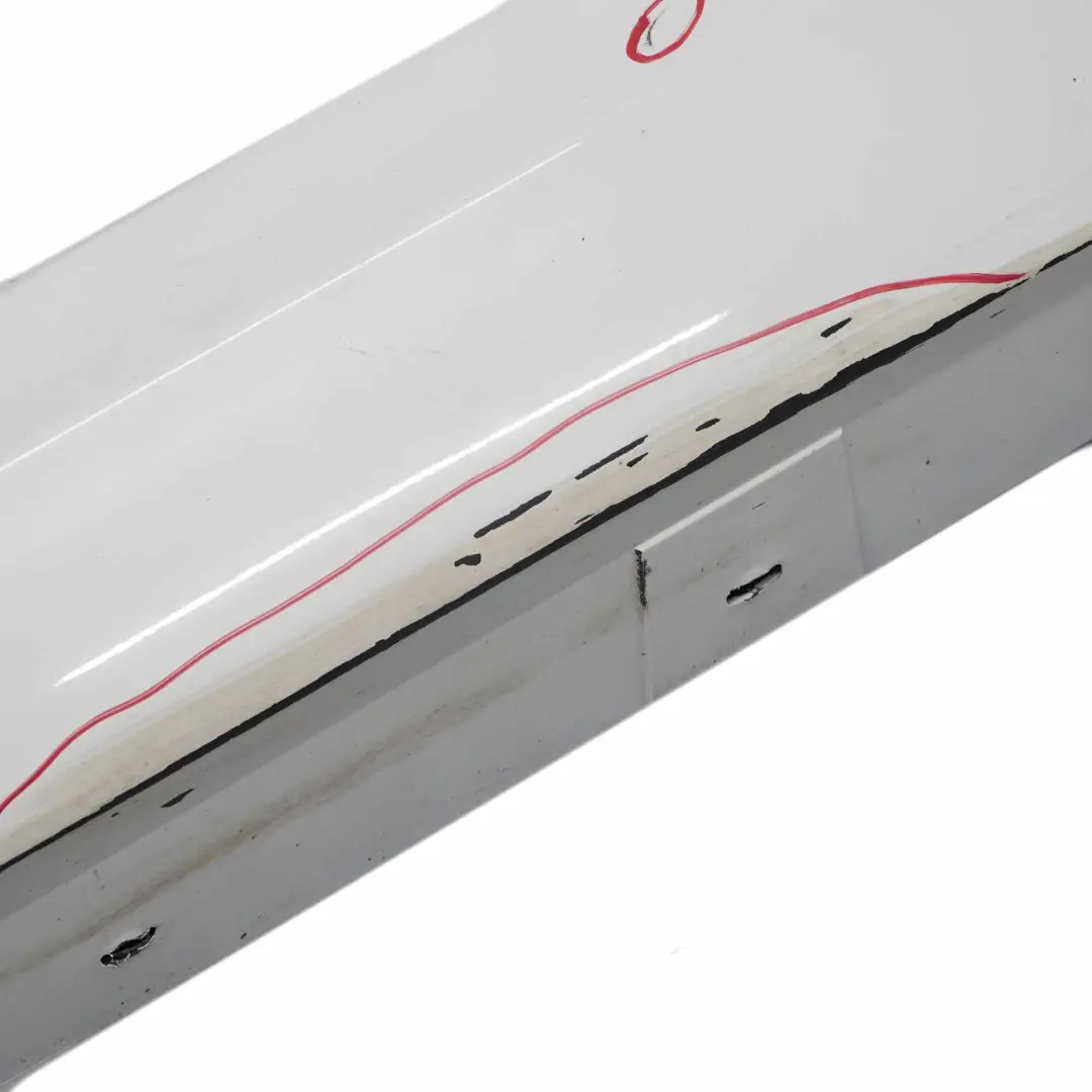 BMW E90 E91 LCI Sill Strip Faldon Lateral Izquierdo Alpinweiss Blanco - 300 - SKU 0037059-AW - Número de pieza 0037059