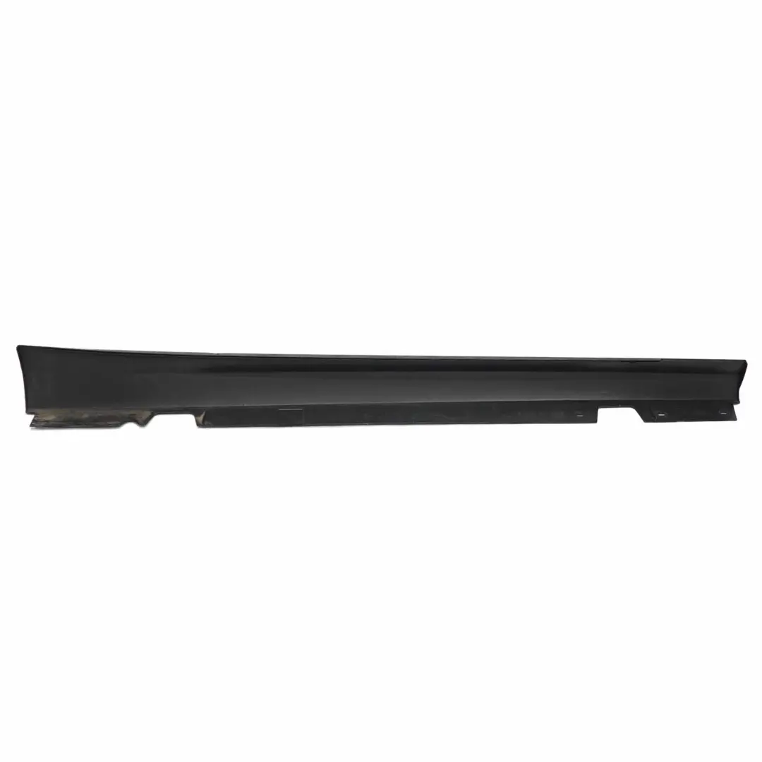 Sill Strip Faldon Lateral Izquierdo Negro Zafiro Metalico para BMW E90 E91 LCI con número de pieza 0037059 BMW E90 E91 LCI Sill Strip Faldon Lateral Izquierdo Negro Zafiro Metalico - SKU 0037059-BS1 - Número de pieza 0037059