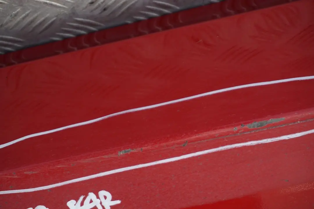 BMW E90 E91 LCI Sill strip faldon lateral izquierdo Karmesinrot Rojo Carmesi - SKU 0037059-KAR - Número de pieza 0037059