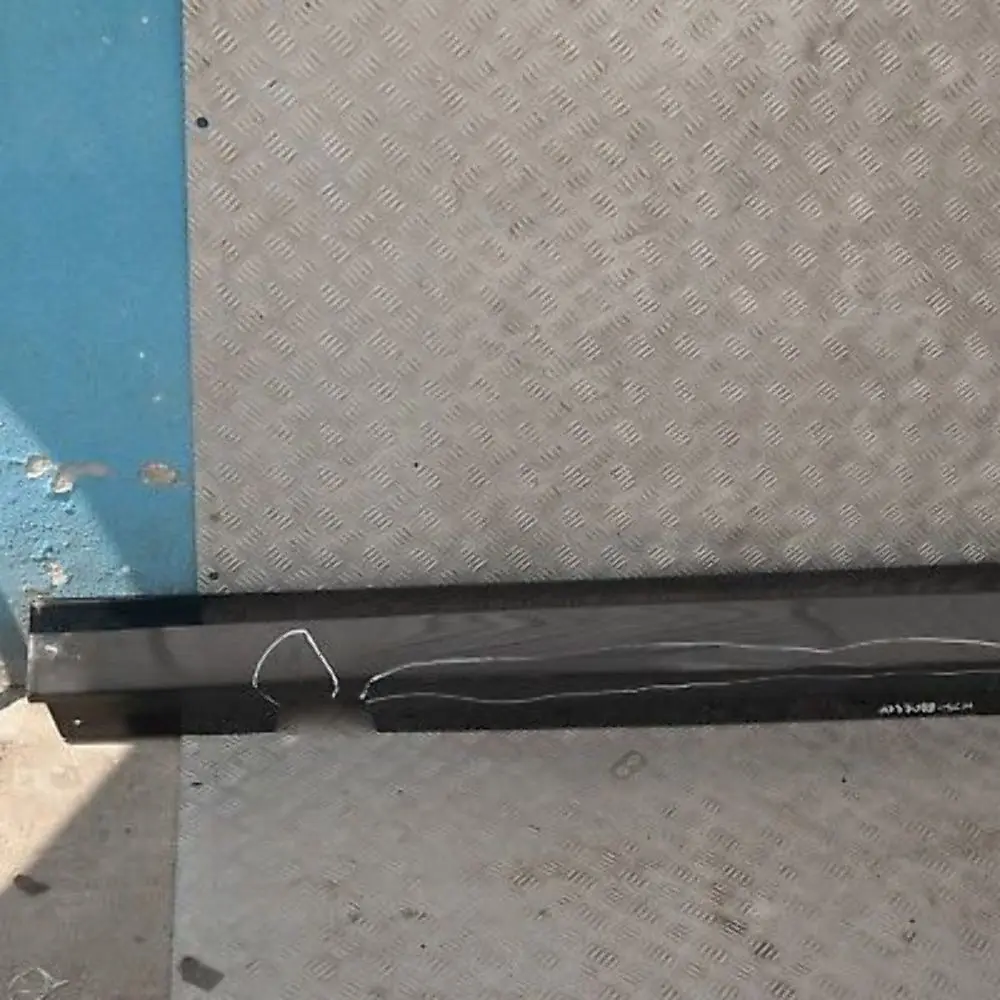 Sill Strip Side Skirt Left N/S Schwarz 2 Black - 668 to BMW 3 SERIES E90 E91 LCI with Part number 0037059 BMW 3 SERIES E90 E91 LCI Sill Strip Side Skirt Left N/S Schwarz 2 Black - 668 - SKU 0037059-SCH - Part number 0037059