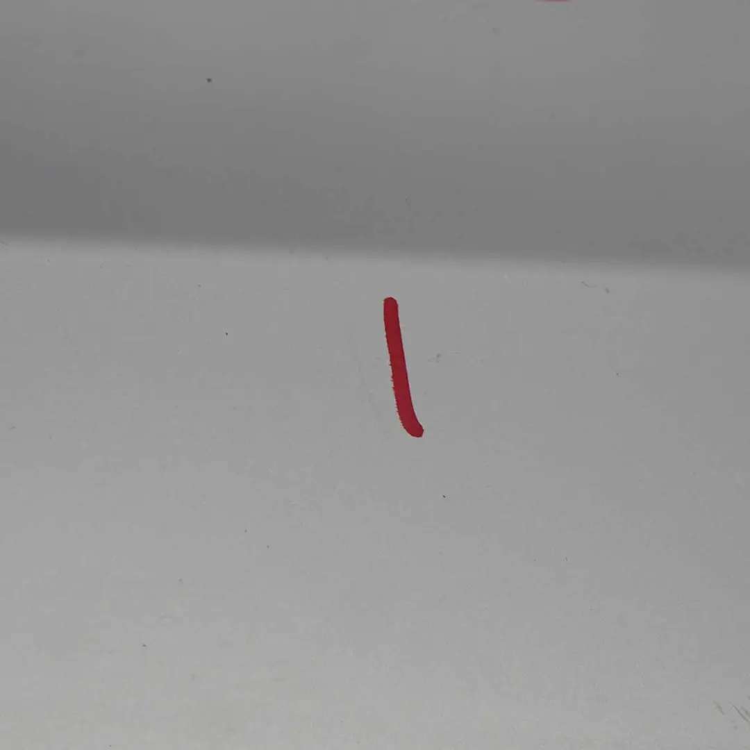 Striscia davanzale laterale sinistra Titansilber Argento - 354 per BMW E90 LCI con numero di parte 0037059 BMW E90 LCI Striscia davanzale laterale sinistra Titansilber Argento - 354 - SKU 0037059-TS2 - Numero di parte 0037059