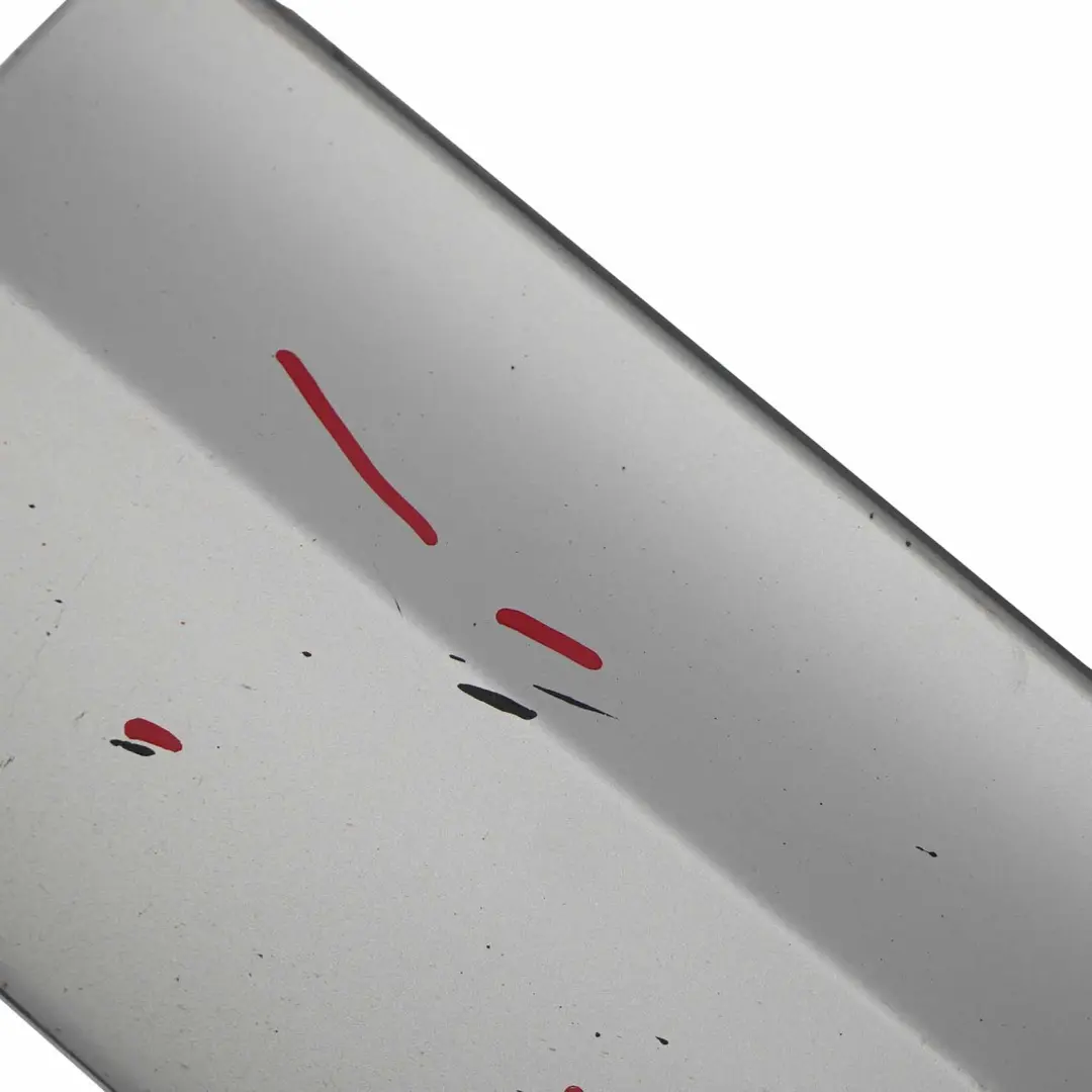 Bas de caisse gauche Titansilber Argent Métallisé - 354 pour BMW E90 LCI à propos du numéro de pièce 0037059 BMW E90 LCI Bas de caisse gauche Titansilber Argent Métallisé - 354 - SKU 0037059-TS2 - Numéro de pièce 0037059