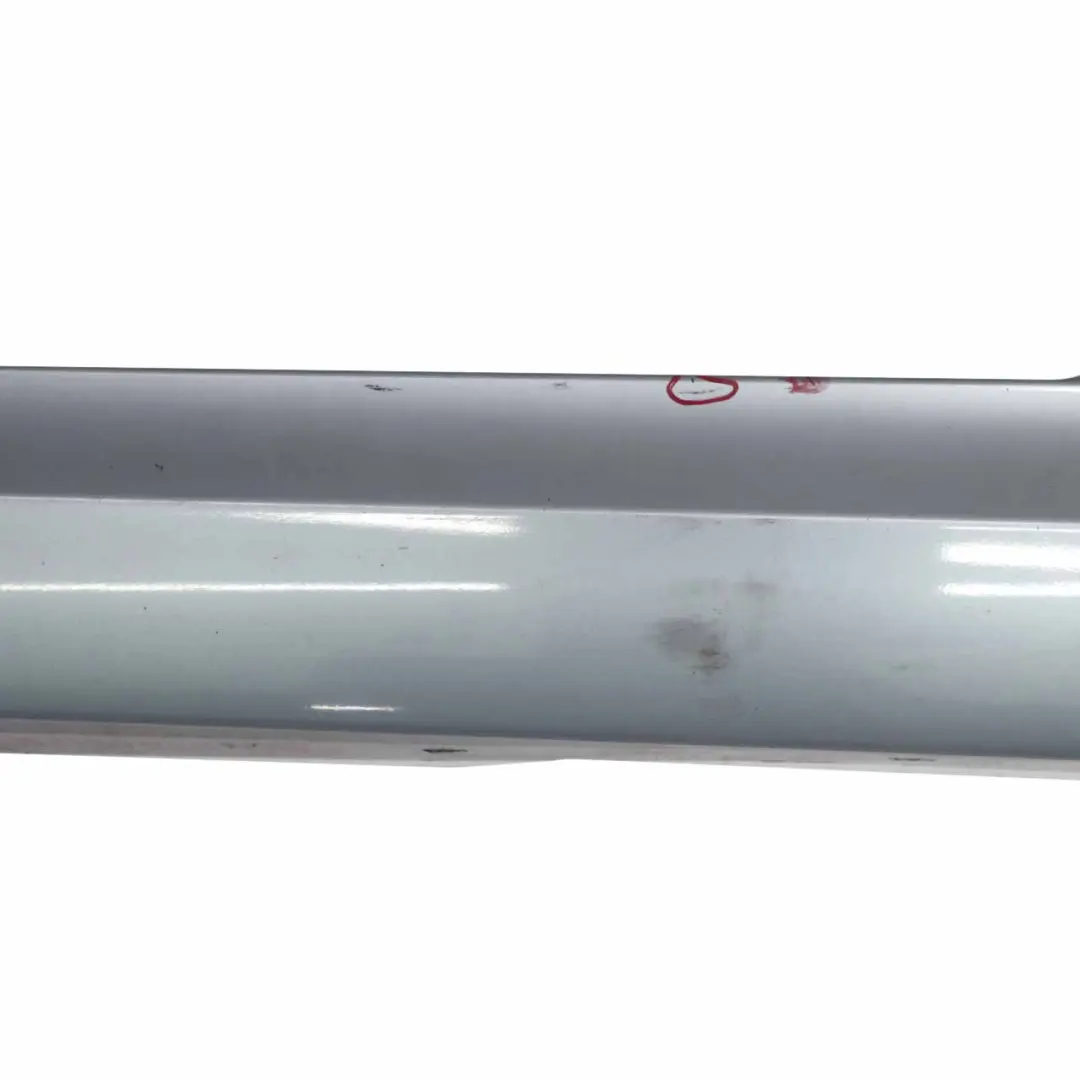 BMW E90 E91 LCI Baguette de seuil Jupe latérale gauche Bluewater Blue Water 896 - SKU 0037059-WB3 - Numéro de pièce 0037059