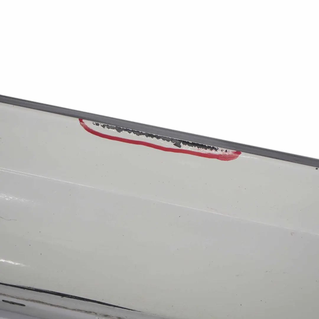 Bas de Porte Couverture Seuil Droite Alpinweiss Blanc - 300 pour BMW E90 E91 LCI à propos du numéro de pièce 0037060 BMW E90 E91 LCI Bas de Porte Couverture Seuil Droite Alpinweiss Blanc - 300 - SKU 0037060-AW1 - Numéro de pièce 0037060