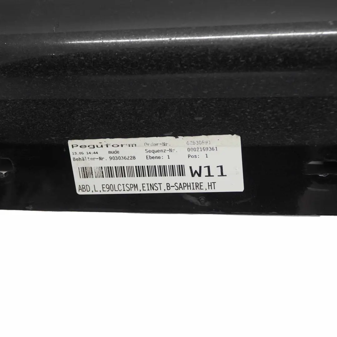 Sill Strip Faldon Lateral Izquierdo Negro Zafiro - 475 para BMW E90 LCI M Sport con número de pieza 0037229 BMW E90 LCI M Sport Sill Strip Faldon Lateral Izquierdo Negro Zafiro - 475 - SKU 0037229-BS5 - Número de pieza 0037229