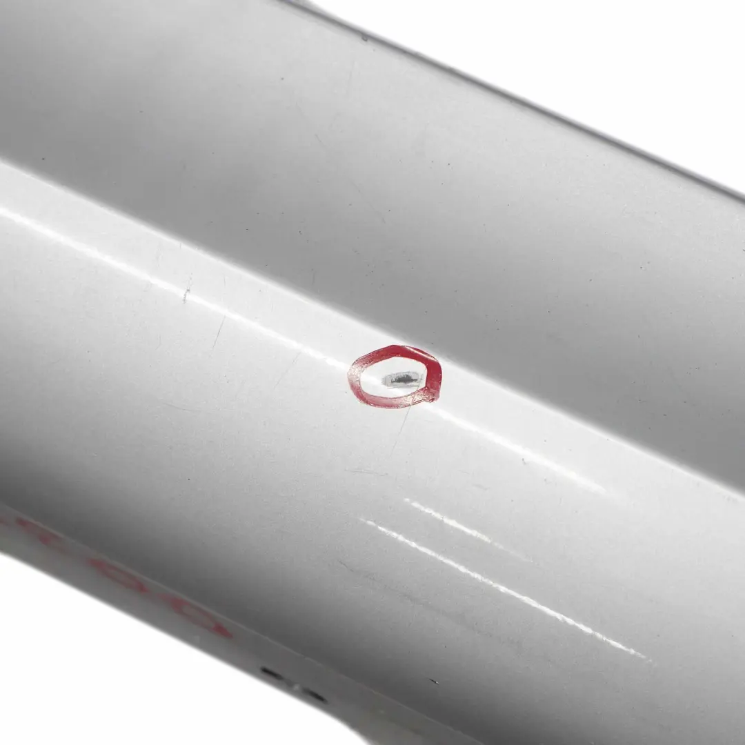 Bas de Porte Seuil Titansilber Metallic - 354 pour BMW E90 E91 LCI M Sport à propos du numéro de pièce 0037229 BMW E90 E91 LCI M Sport Bas de Porte Seuil Titansilber Metallic - 354 - SKU 0037229-TS1 - Numéro de pièce 0037229