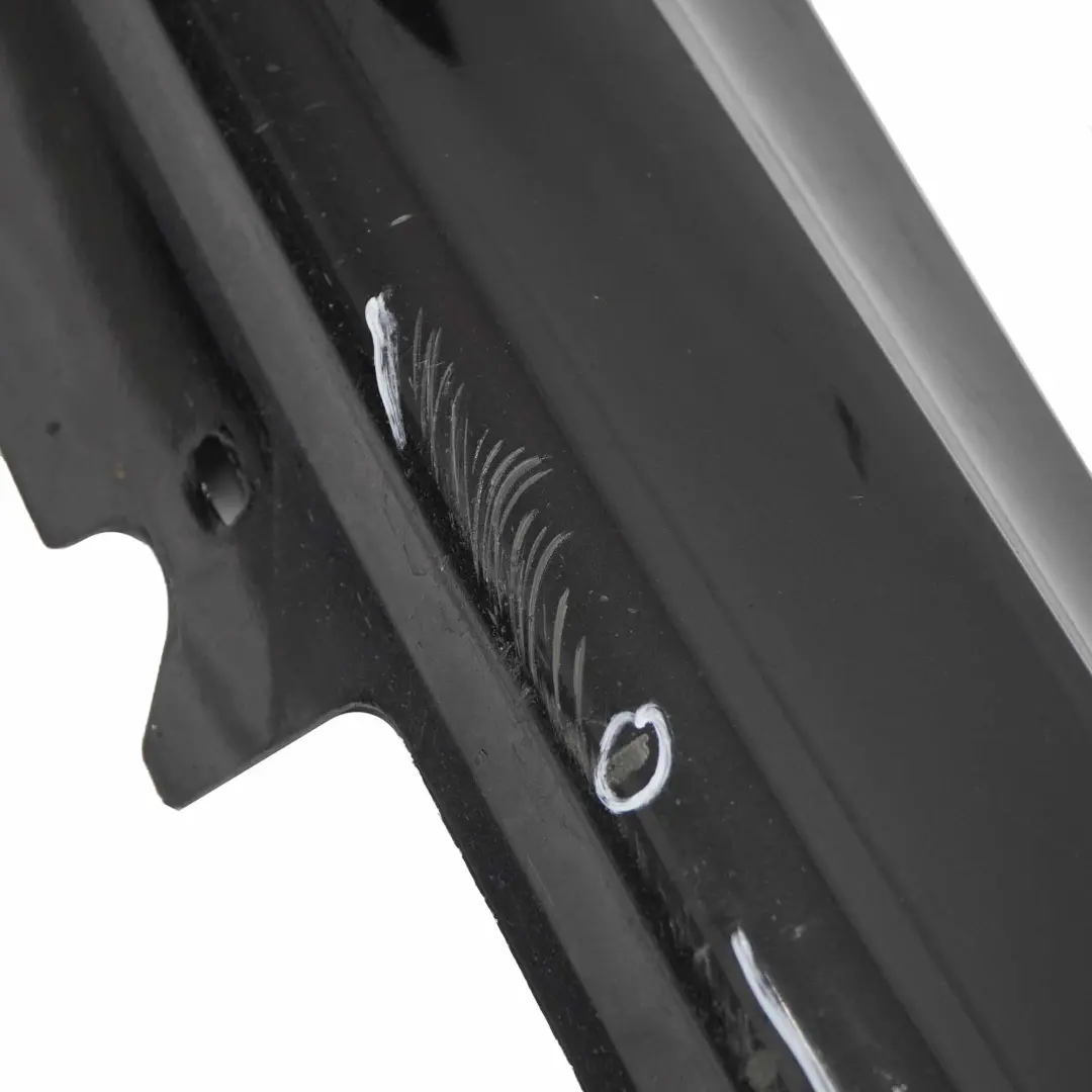 Bas de Porte Seuil Droite Sapphire Noir - 475 pour BMW E90 E91 LCI M Sport à propos du numéro de pièce 0037230 BMW E90 E91 LCI M Sport Bas de Porte Seuil Droite Sapphire Noir - 475 - SKU 0037230-BS4 - Numéro de pièce 0037230