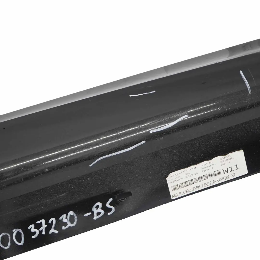 Bas de Porte Seuil Droite Sapphire Noir - 475 pour BMW E90 E91 LCI M Sport à propos du numéro de pièce 0037230 BMW E90 E91 LCI M Sport Bas de Porte Seuil Droite Sapphire Noir - 475 - SKU 0037230-BS4 - Numéro de pièce 0037230