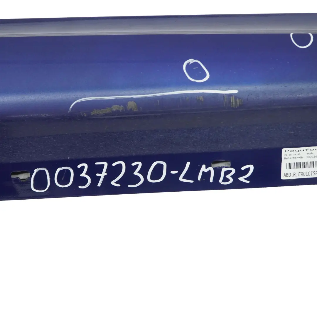 Faldon lateralBMW E90 LCI M Sport Sill Strip Cover Derecho Le Mans Azul - 381 para con número de pieza 0037230 Faldon lateralBMW E90 LCI M Sport Sill Strip Cover Derecho Le Mans Azul - 381 - SKU 0037230-LMB2 - Número de pieza 0037230