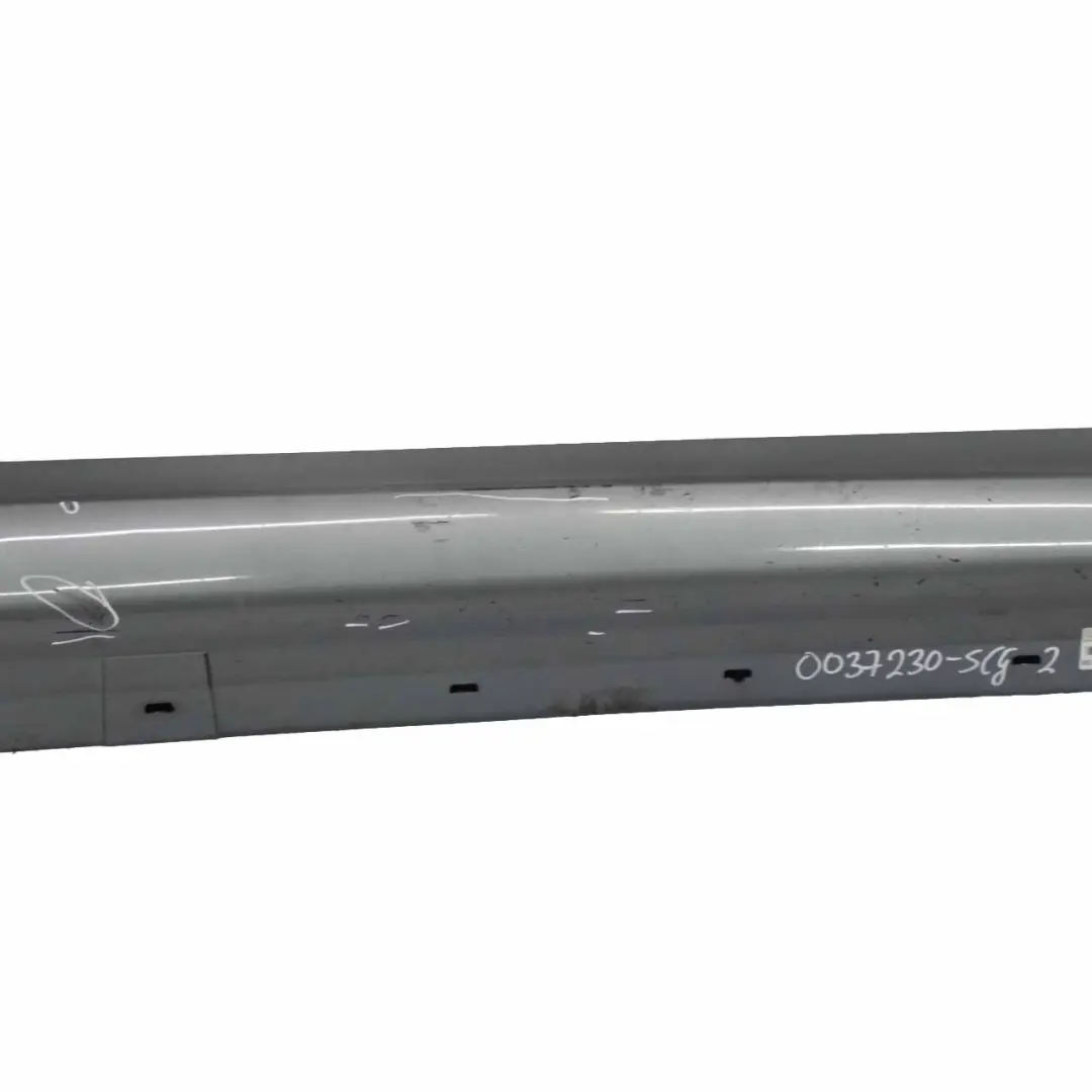 BMW E81 E82 E88 M Sport Bas de Porte Facade Droite Spacegrau Gris - A52 - SKU 0037230-SCG2 - Numéro de pièce 0037230